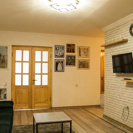 Apartment Near Church Tbilisi Luaran gambar