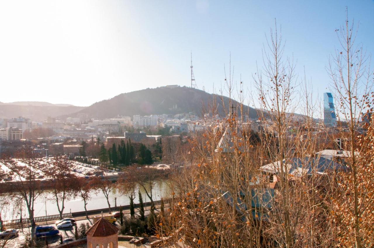 Apartment Near Church Tbilisi Luaran gambar
